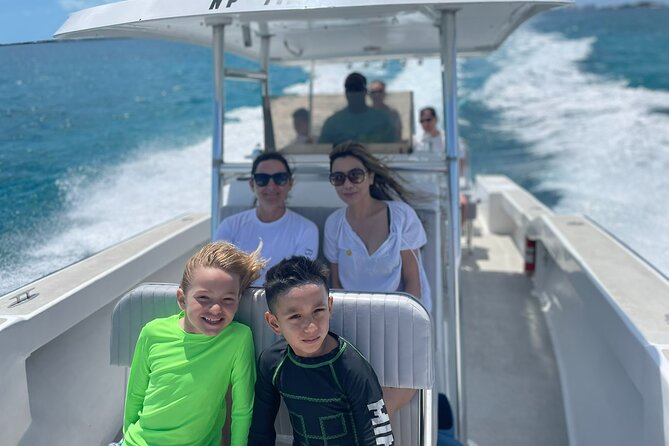 4hr Private Tour Island Hop Snorkel w/ Turtles & Sip Bahama Mamas - A private Nassau island hop with turtles, snacks, and Bahama Mamas