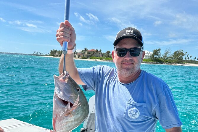 8 hours 34ft Day Dream Private Charter in Nassau - Beaching time, and how to make it feel like more than a stop