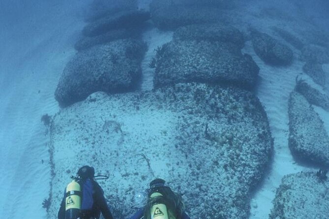Adventures of the Lost Atlantis Bimini Road - What makes this Bimini Clear Boat Tour different from a normal boat ride?