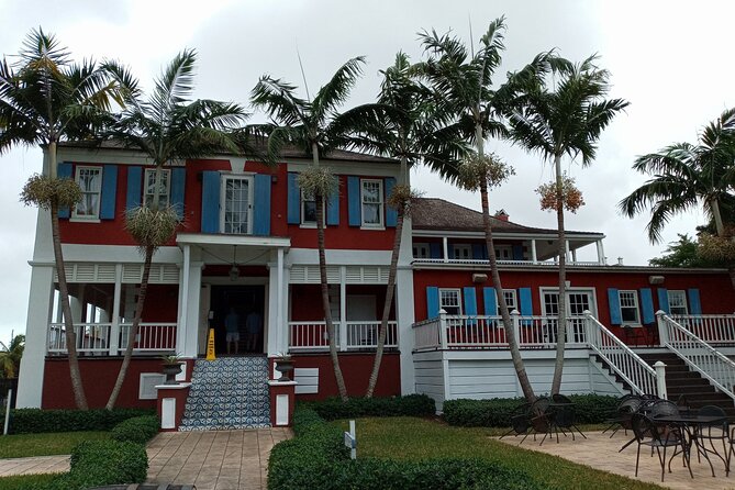 All New Tours "Bahamas Brunch" & "Signature Downtown Tour" - Bahamas Brunch option: breakfast with menu control and diet-friendly flexibility