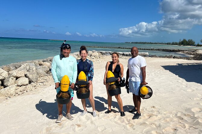 Bahamas Sea Scooter Snorkeling Adventure - Physical Reality Check: Holding the Scooter Without Burning Out