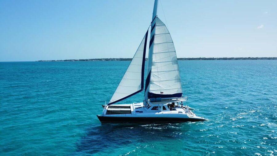 Bahamas: Swimming Pigs & Snorkeling Cruise with Lunch & Rum - Key points to know before you go
