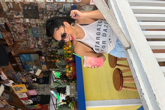 Bahamian Beverages & Bites Tour - Stop 2: Queen’s Staircase, a photo stop with real context