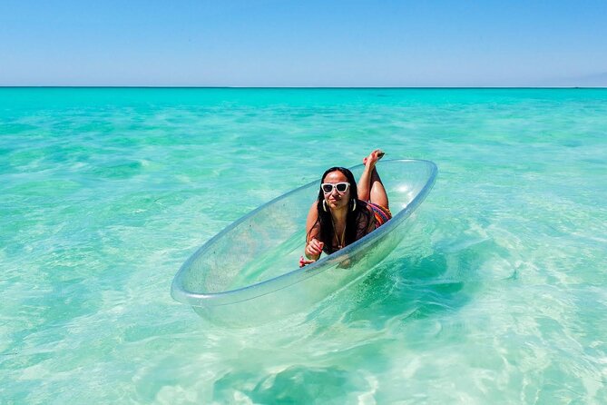 Beach Day and Clear Kayak Photoshoot in Bahamas - The kayak photo session: how to get the best results in real life