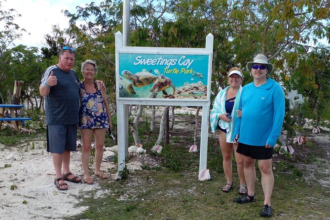 Blue hole, drift snorkeling, turtles Celebration Key is welcome - Stop 2: Drift snorkeling and wildlife spotting with reef critters