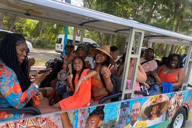 CHIPPIES BAHAMAS Island Tours : Feel The Culture - Why This “Feel The Culture” Trolley Tour Works in Nassau