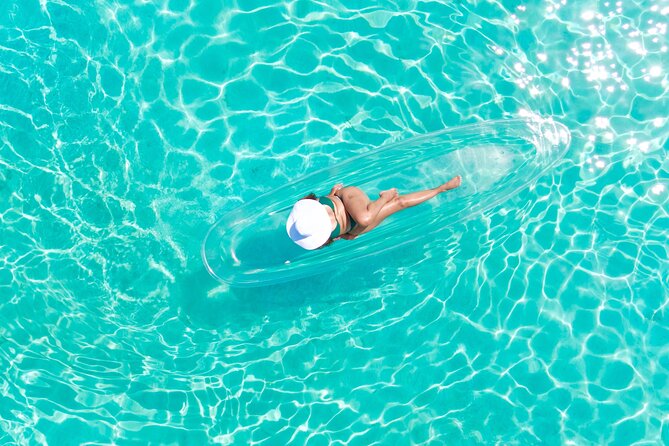 Clear Kayak Photoshoot in Nassau ,Bahamas. - Who should book this clear kayak shoot (and who might skip it)