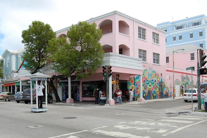 Dilly Dally Walking Tour of Nassau Attractions - Meeting at East Street and Bay Street, then ending at the Straw Market