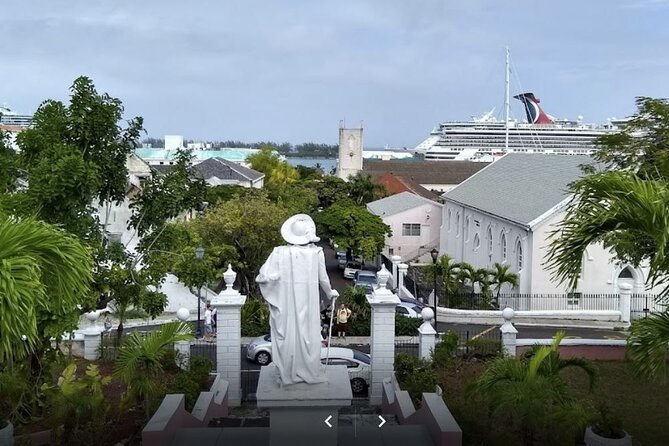 Discover Nassau Sightseeing Tour plus Atlantis Resort Visit - Government House area and Gregory’s Arch: colonial clues from the street