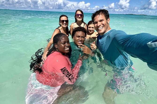 Half Day Pigs Turtles Reef and Ship Wreck Snorkeling - Shipwreck and Rose Island Reef Snorkeling: What to Expect