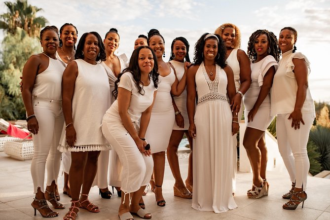 Hire Photographer, Professional Photo Shoot - Nassau - Value check: what $210.03 per person really buys