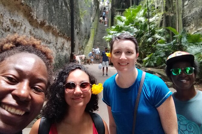 KINDWalk — Nassau Historical and Cultural Walking Tour - Pirates of Nassau Museum stop: booking fee first, then tips