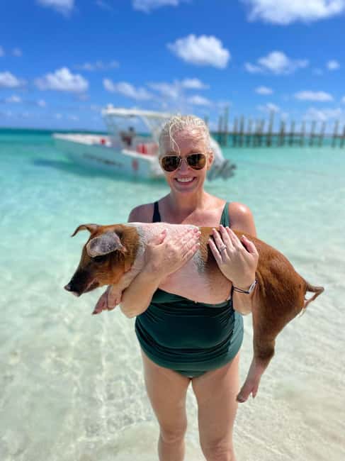 Nassau: 3-Island Snorkel Tour with Pigs, Beach Club, & Lunch - Gear, life vests, Wi-Fi, and free photo: small inclusions that help