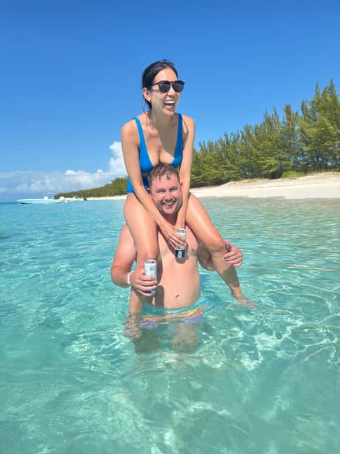 Nassau: 4-Island Tour Swimming Pigs, turtles, snorkeling - Guides, safety, and the small-group feel