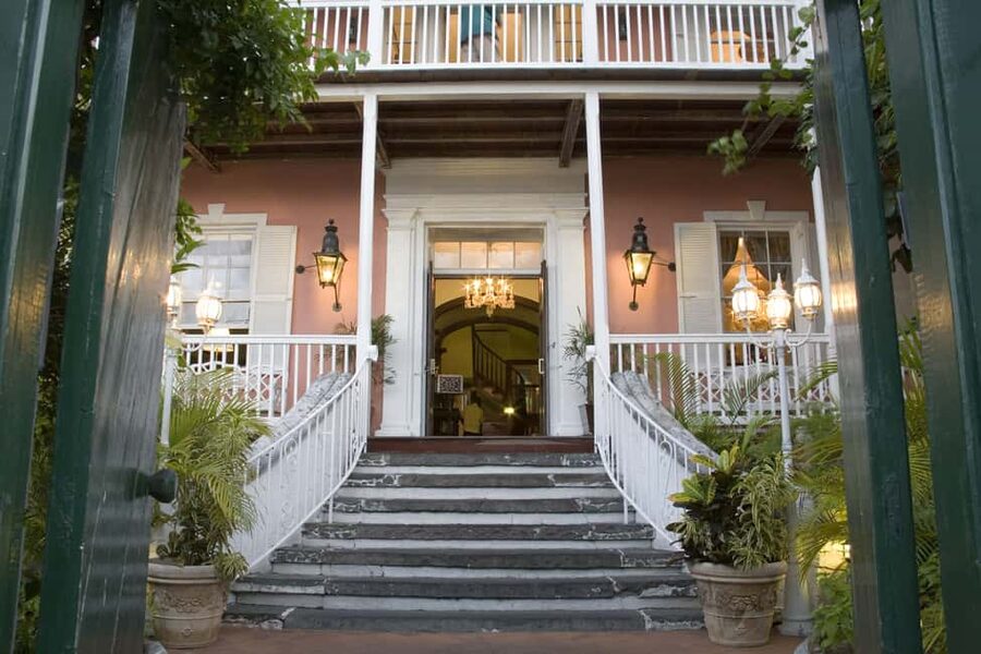 Nassau: Afternoon Tea at Graycliff Hotel and Restaurant - The Chocolate Factory Moment: A Nassau Sweet Stop