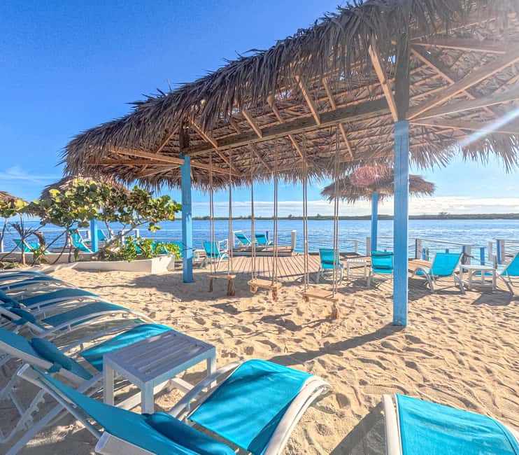 Nassau: Beach Day at SunCay incl. Lunch - Boat Tour - The Boat Ride From Nassau: Harbor Views and Quick Island Time