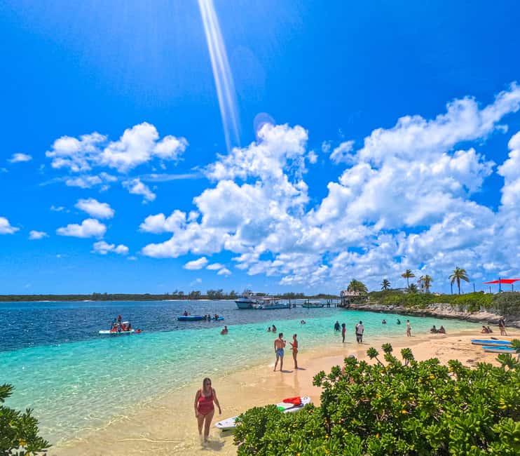 Nassau: Beach Day at SunCay incl. Lunch - Boat Tour - Pools and Shade: How to Beat the Heat Without Leaving the Fun