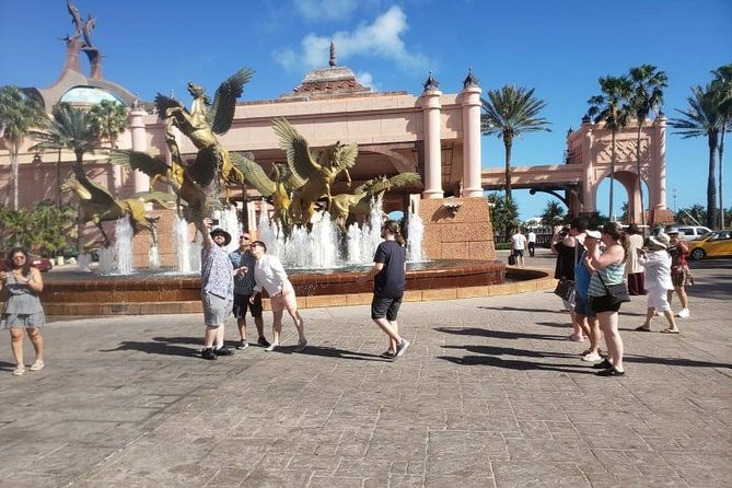 Nassau City Tour: 7 Attractions in the Bahamas - Orientation drive, then Queen’s Staircase and Fort Fincastle in one story