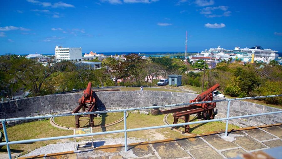 Nassau City Tour: Discover the Charms of Old Charles Town - Why This Nassau City Tour Works for First-Time Cruise Days