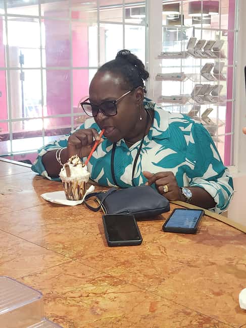 Nassau: Electric Bus Tour with Food & Drink Samples - Key highlights at a glance