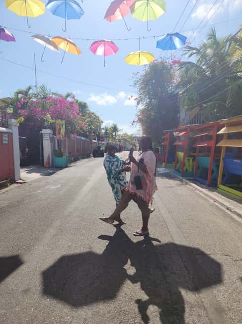 Nassau: Electric Bus Tour with Food & Drink Samples - Value and timing: is $65 for 2 hours a smart deal