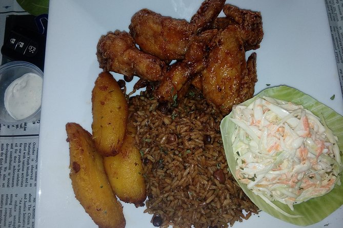 Nassau Food and History Bus Tour - The included Bahamian lunch, satisfying without overthinking it