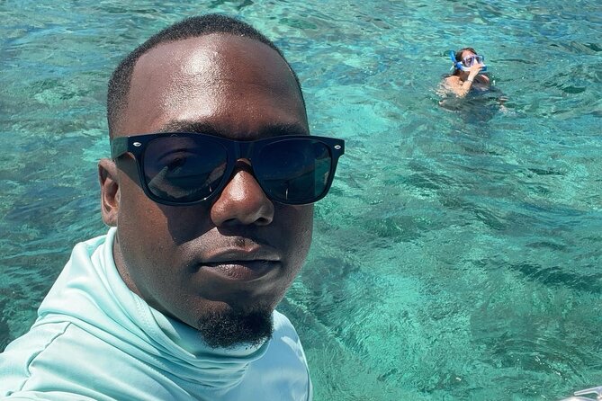 Nassau Optional Cay Hopping Tour on Rose and Pearl Island plus - FootPrintz Resort Is Optional, But It Can Change Your Mood