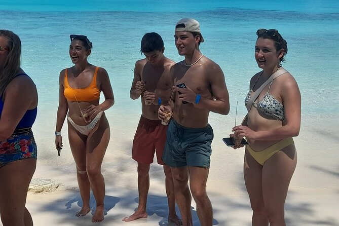 Nassau, Private Swimming Pig, Island Hopping, Snorkeling, Turtles - Gilligan’s Island: Sandy Cay Photos and Low-Key Island Vibes