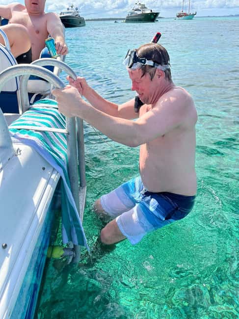Nassau: Reef Snorkeling, Turtles, Lunch & Private Beach Club - The Small Extras That Make Oasis Ocean 7 Feel Like a Destination