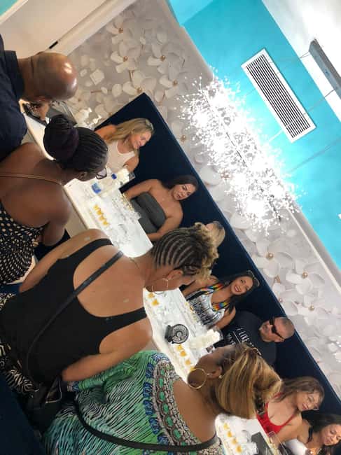 Nassau: Rum Cocktails and Fritter Making Experience - The Tasting Room Start, Where the Workshop Mood Kicks In