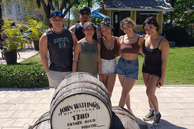 Nassau's Half Day Bus City Tour: Guided Tour with Free Samples - Junkanoo Beach: Cruise-Ship Views and a Short Burst of Island Time