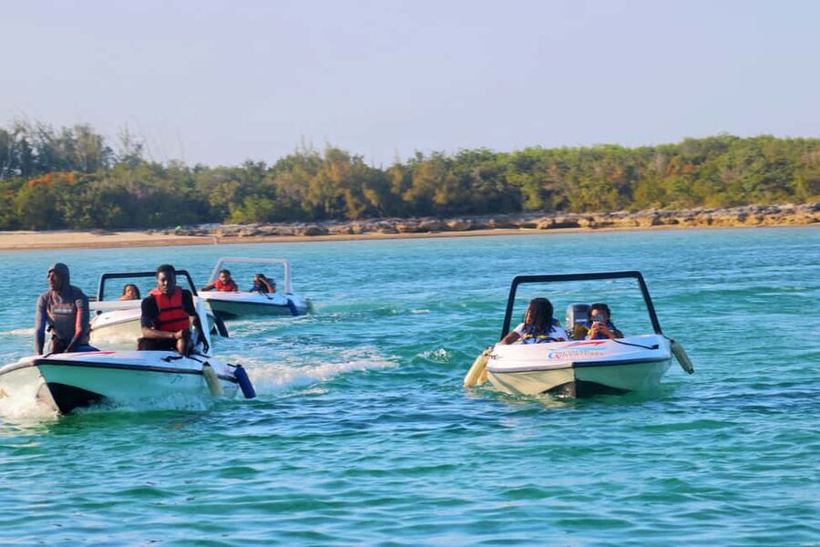 Nassau: Self-Drive Speedboat Ride and Pig Swimming Encounter - Banana Boat Ride: The Bonus Activity You Might Miss if You’re Short on Attention