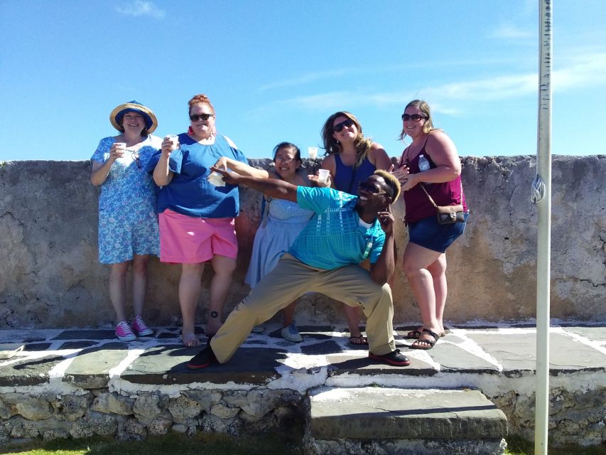 Nassau: Sip, Sample & See, Food & History Bus Tour - The route with 6 tasting stops: Fort Montague, fish market, Queens Staircase