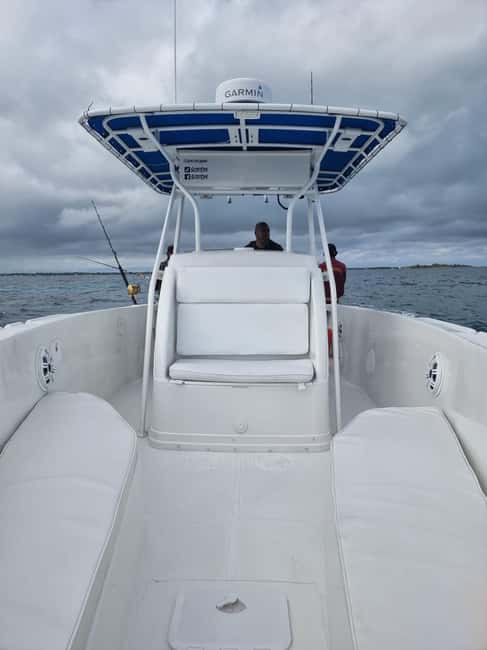 Nassau: Sport-fishing private charter . - Price and Value: $1,000 for Up to 6 Anglers