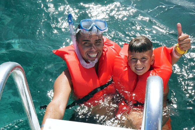 Nassau Swimming Pigs: Snorkeling, Lunch & Private Beach Club - The Jet Boat Ride: Paradise Island and Fort Montagu Views