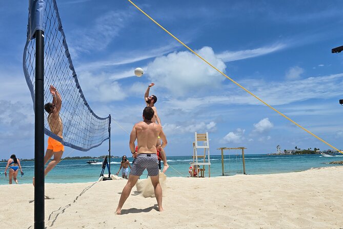 Nassau Swimming Pigs: Snorkeling, Lunch & Private Beach Club - Beach Activities and Water Toys: More Than Just Pigs