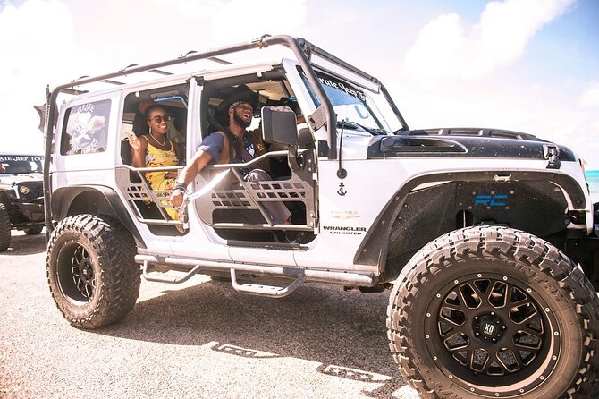 Pirate Jeep Sightseeing Adventure! - Meeting at Woodes Rodgers Walk, then riding like a local