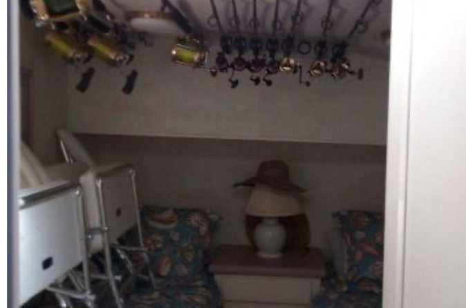 Private 45 Hatteras Sportfishing in Nassau - Crew style and boat comfort: why families keep coming back