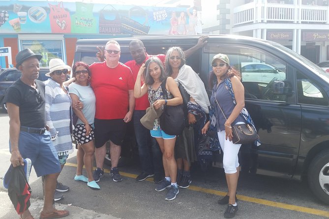 Private City Tour in Bahamas - Fort Montagu and Fort Fincastle: 18th-century Nassau in walkable chunks