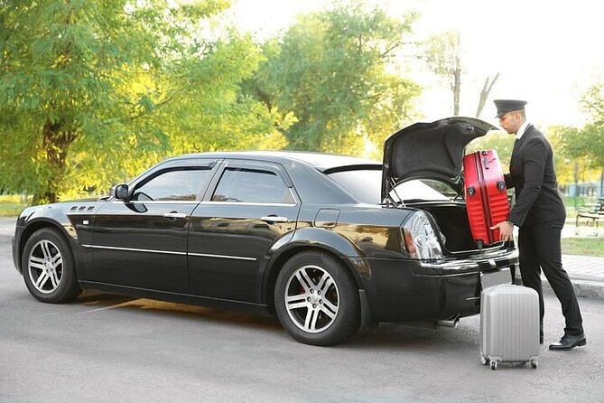 Private One-way Transfer Lynden Pindling Airport To Nassau - What Happens After You Exit the Airport