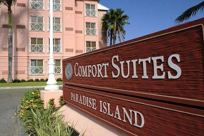 Private Roundtrip Minivan Airport Transfer to Paradise Island - Reliability in Real Life: What the Feedback Suggests