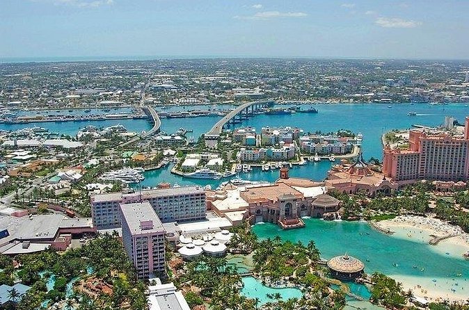 Private Roundtrip Minivan Airport Transfer to Paradise Island - When Timing and Pickup Hours Matter