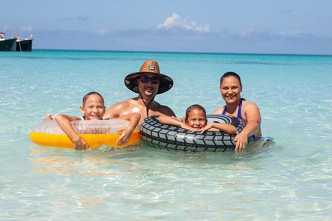Private Snorkeling or Fishing from Nassau - 31ft Sitting Pretty - Where to Meet at Paradise Island (No Hotel Pickup)