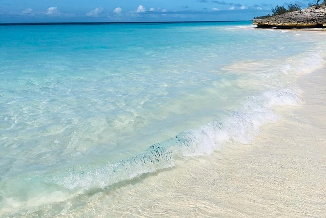 Private Snorkeling or Fishing in Nassau - 55ft Cocorijo - A 55-foot Cocorijo charter built for your pace
