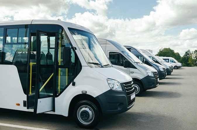 Round-Trip Airport Transfer Viva Club Fortuna Freeport - Price, timing, and why this can be good value