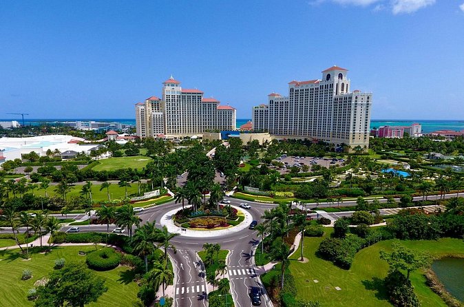 Round Trip Private Airport To Hotel Transfer in Nassau - A Quick, Honest Take: What Makes Drivers Here So Important
