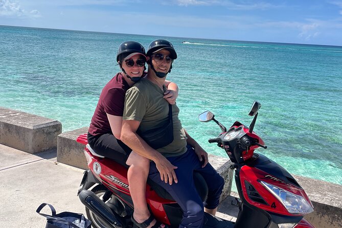 Scooter Rental Nassau - Where you start and end on Woodes Rodgers Walk