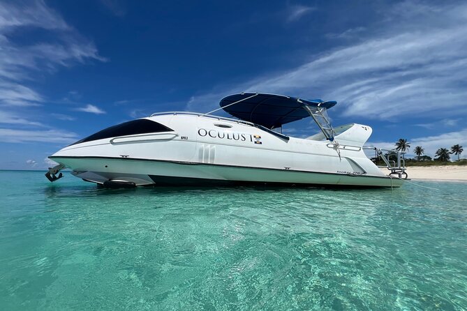 Semi Submersive Glass Bottom Boat Eco Tour in Paradise Island Bahamas - Nassau history and reef lessons from the captain and crew