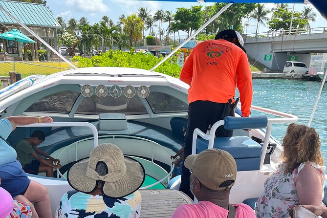Semi Submersive Glass Bottom Boat Eco Tour in Paradise Island Bahamas - Who should book this eco boat tour, and who might skip it