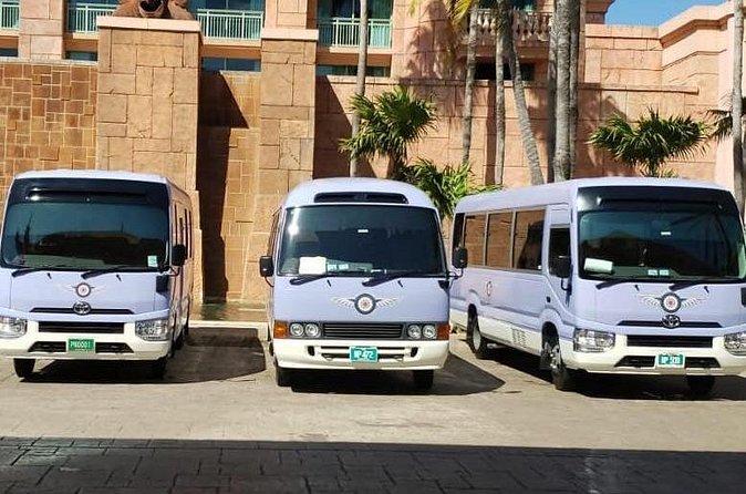 Shared Shuttle Round-Trip Airport Transportation - Your Arrival Transfer: From Baggage Claim to Check-In